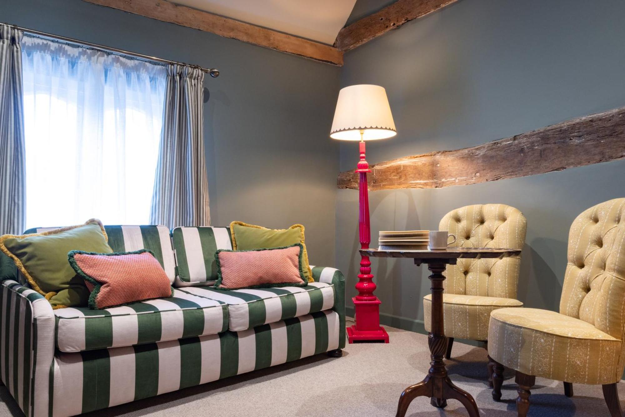 The Coat And Bear - A Heartwood Inn Newbury  Exterior photo